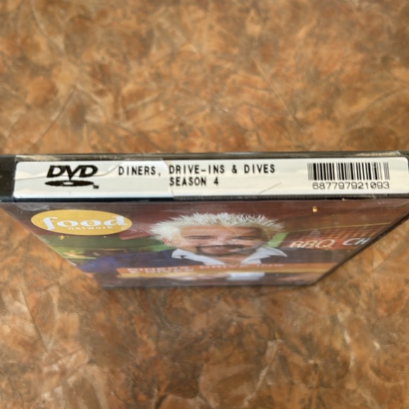 Diners Drive Ins & Dives complete fourth season dvd set - Picture 7 of 8